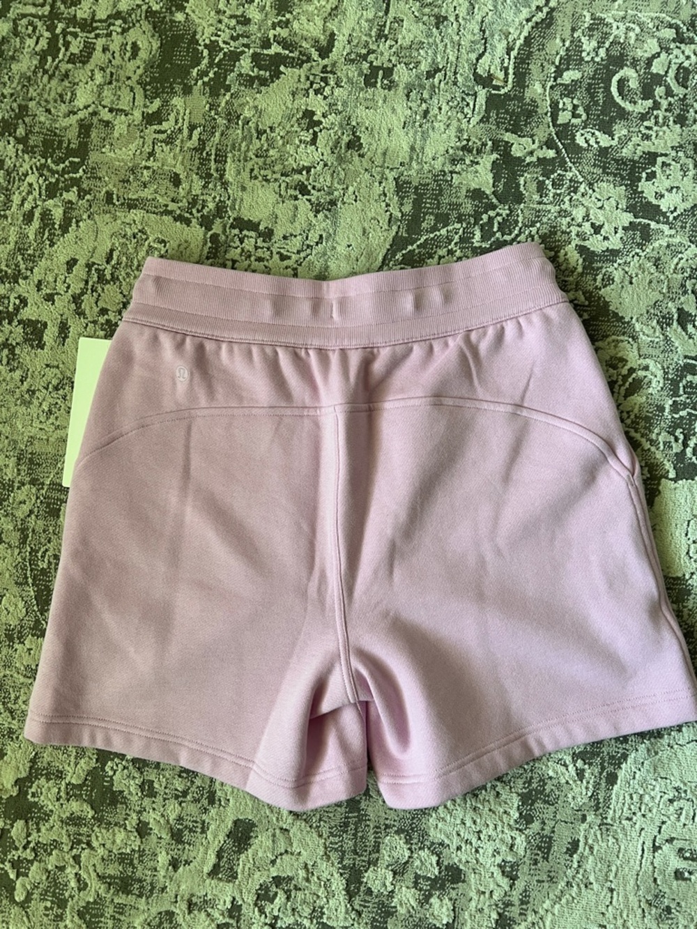Lululemon scuba shorts 5” - Picture 4 of 4